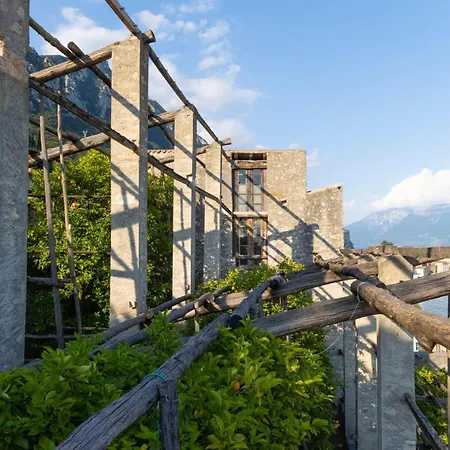 Apartment Faby House On Hilly Area & View - Happy Gargnano